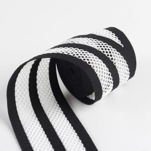 A WAISTBAND THAT'S A WINDTUNNEL.